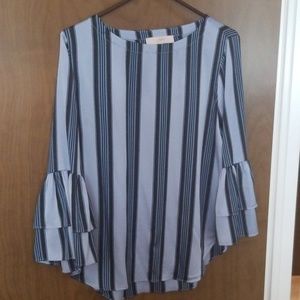 Like new LOFT 3/4 length shirt